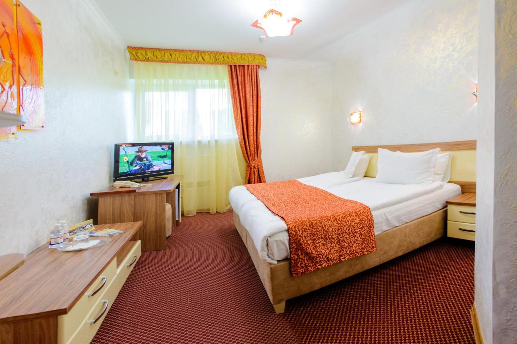 Dianna Hotel Skhidnytsia Room photo
