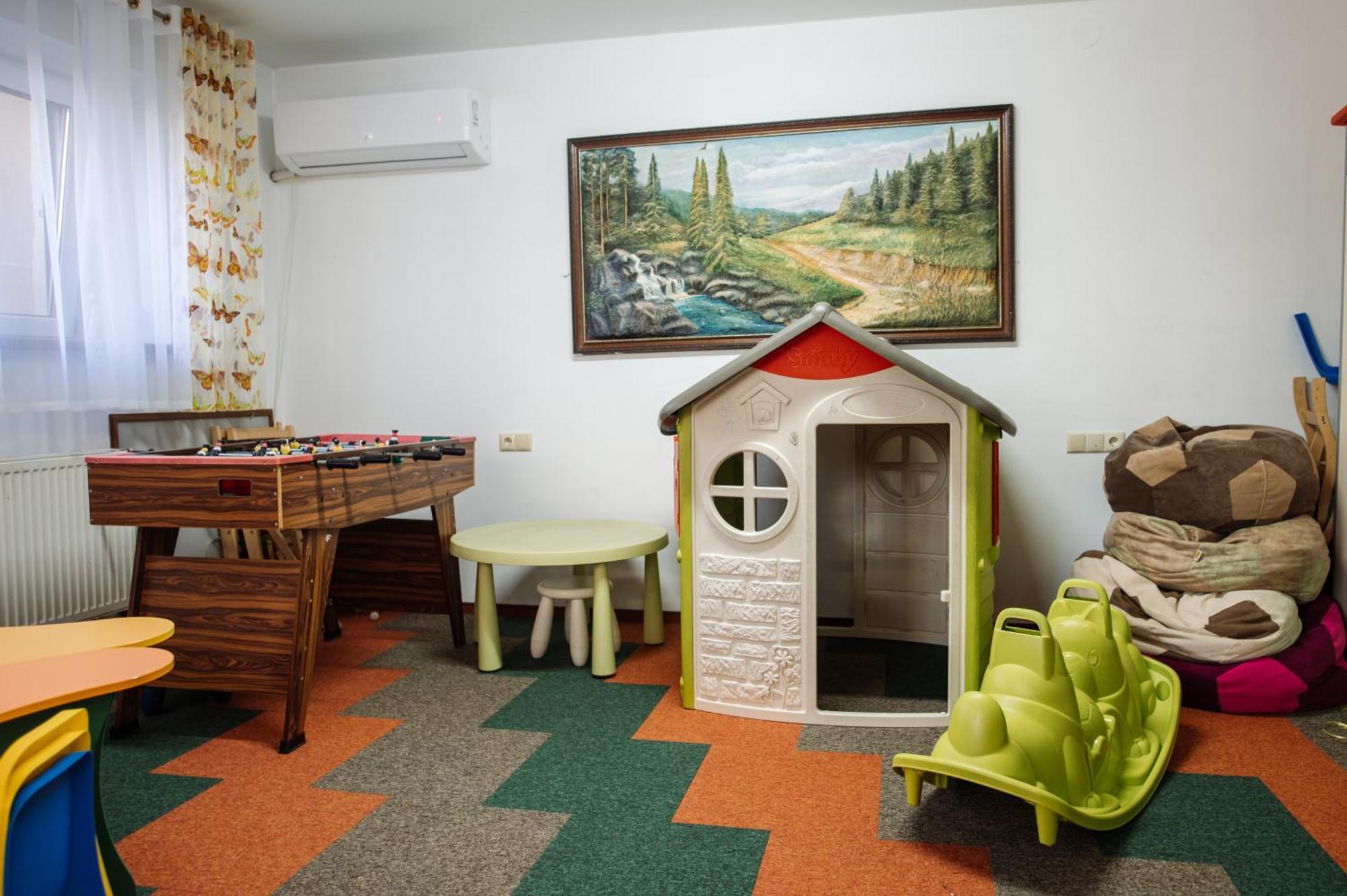 Dianna Hotel Skhidnytsia Exterior photo