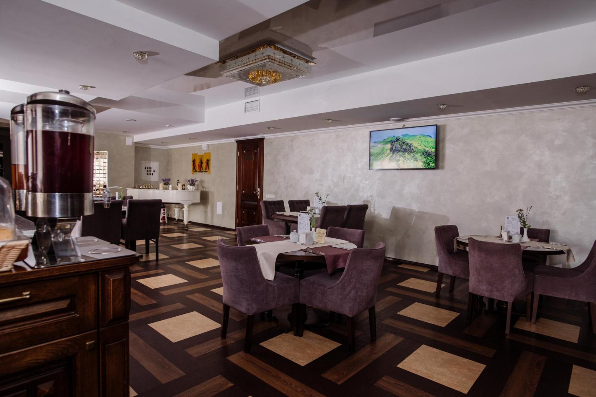 Dianna Hotel Skhidnytsia Exterior photo